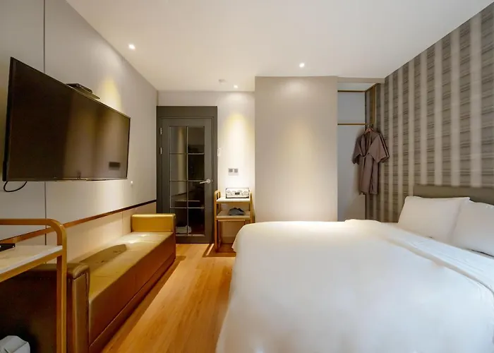 Hotel Hound Seomyeon-beomcheon 3*